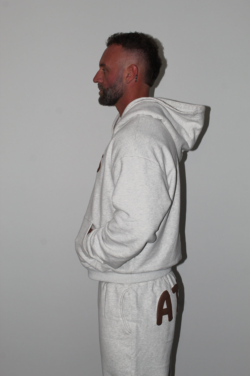 Atlas 01 Trackpant: Espresso